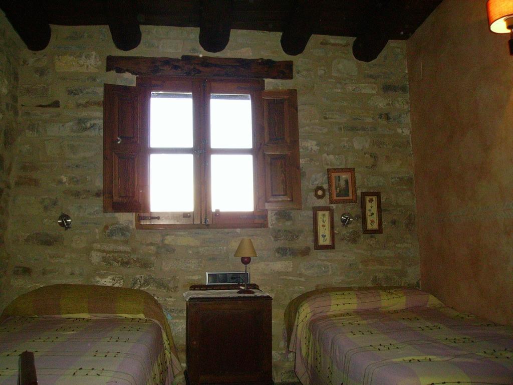Casa Mur De Alujan Tierrantona Kamer foto