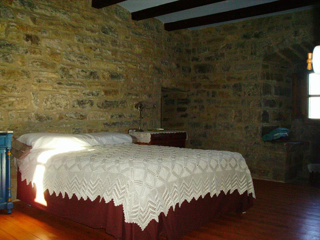 Casa Mur De Alujan Tierrantona Buitenkant foto