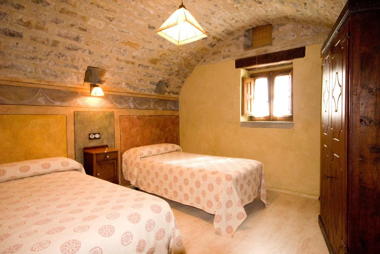 Casa Mur De Alujan Tierrantona Buitenkant foto