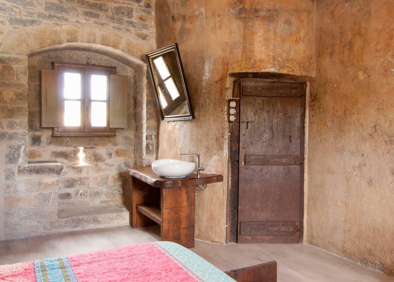Casa Mur De Alujan Tierrantona Buitenkant foto